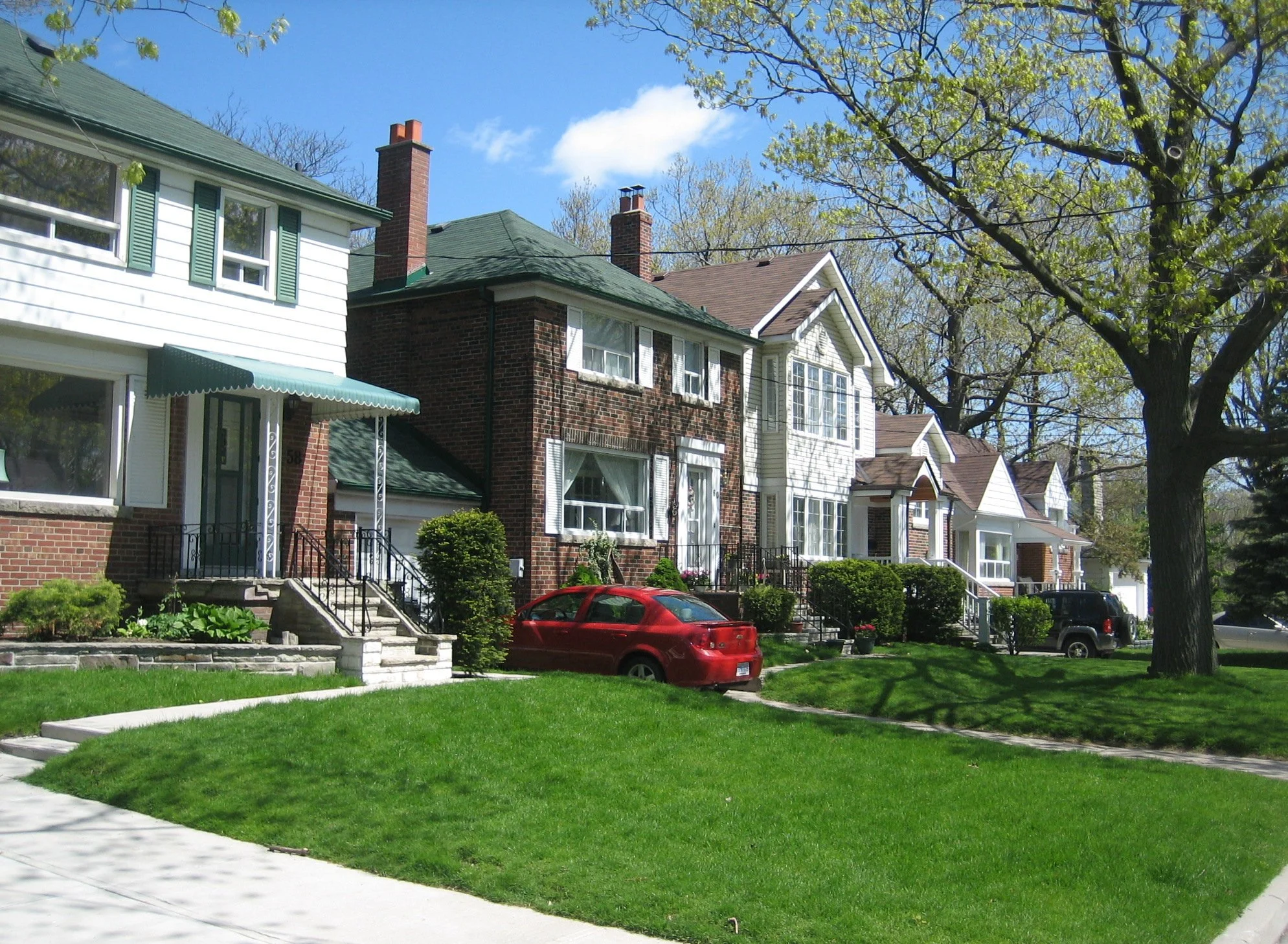 Why Birch Cliff and Riverdale Homes Are Selling Fast