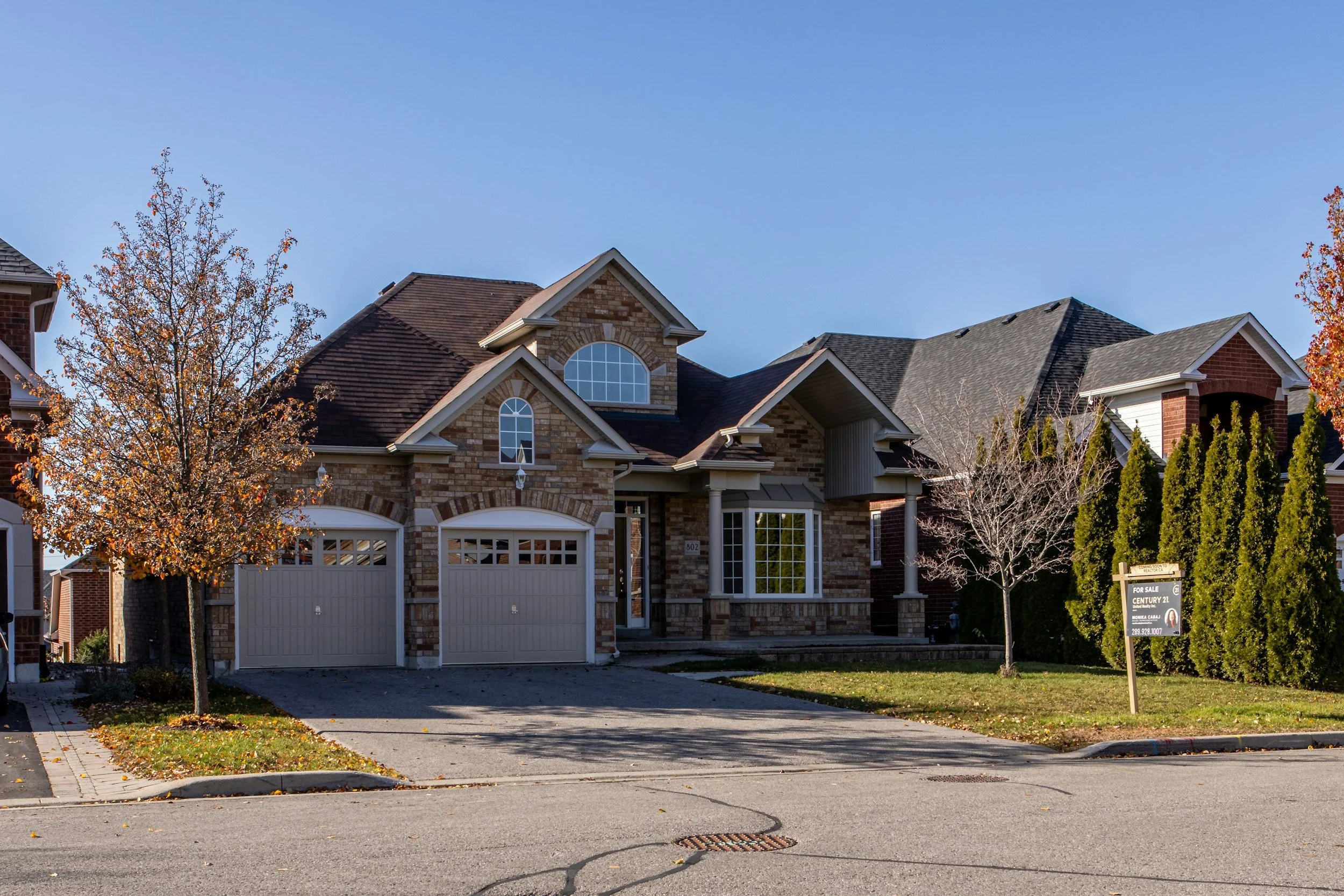 Building Up vs. Buying Up: The Real Math Toronto Homeowners Need to See